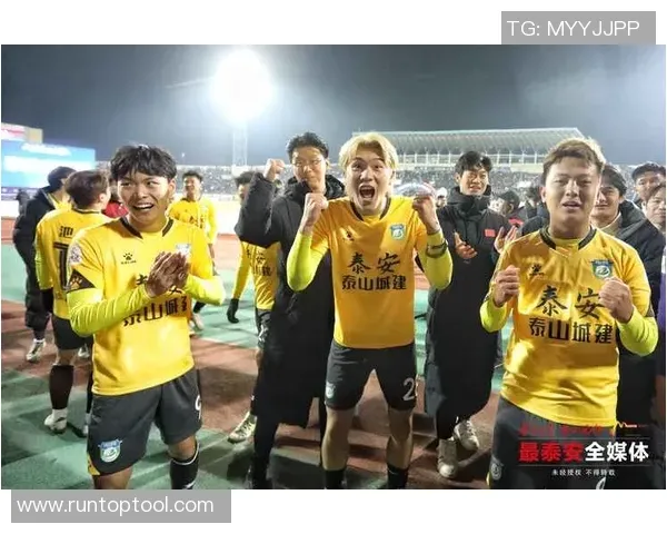 赌场环境心理学：揭秘赌场为何不设窗户、不放钟表，且地毯图案极其复杂？（从环境心理学看赌场：为何没有窗户与钟表，地毯图案格外复杂）