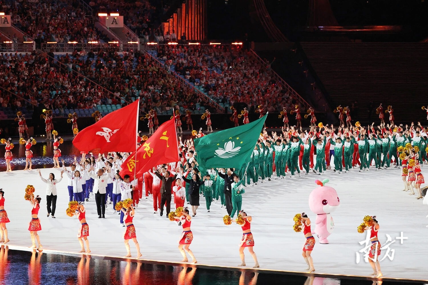 贡萨洛戴帽罗德里戈2助攻 皇马5-1贝蒂斯